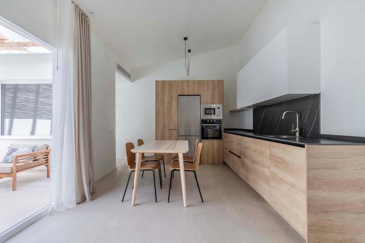Holiday home Agradable Casa Con Patio Interior. *
